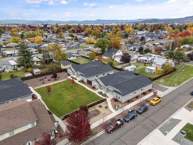 191 Mellecker Way, Medford, OR 97501