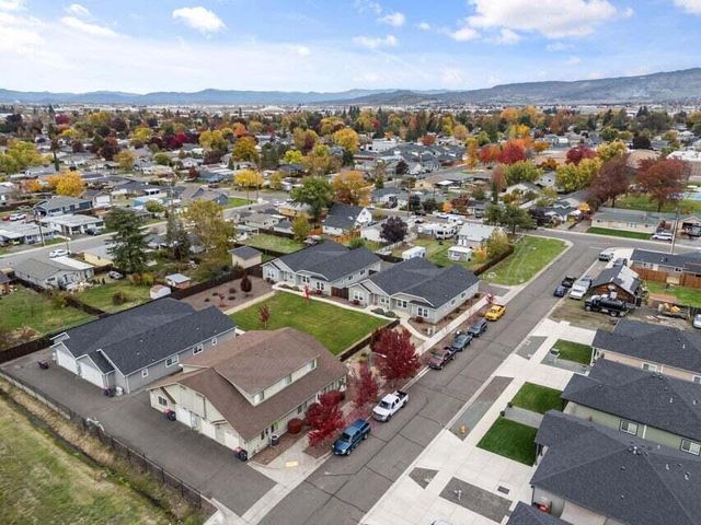 191 Mellecker Way, Medford, OR 97501