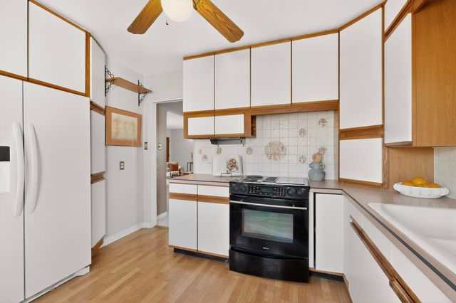 1319 Manzano Street NE, Albuquerque, NM 87110