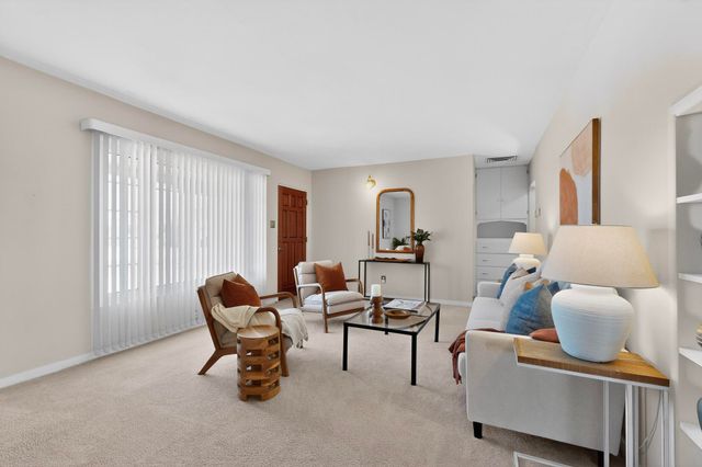 1319 Manzano Street NE, Albuquerque, NM 87110