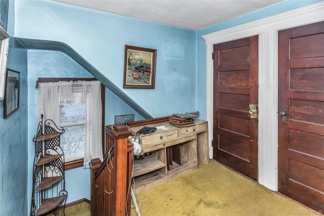 41 W Fulton Avenue, Roosevelt, NY 11575