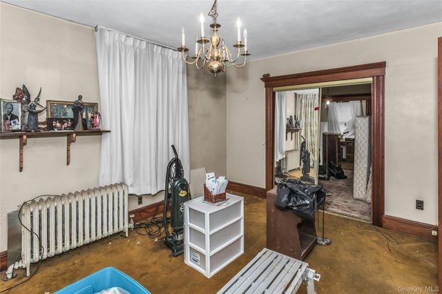 41 W Fulton Avenue, Roosevelt, NY 11575