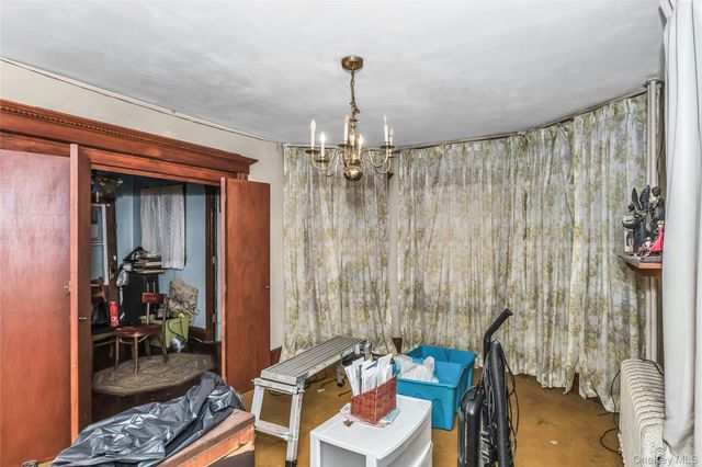 41 W Fulton Avenue, Roosevelt, NY 11575