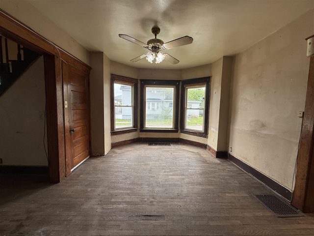 1801 S Washington Avenue, Lansing, MI 48910