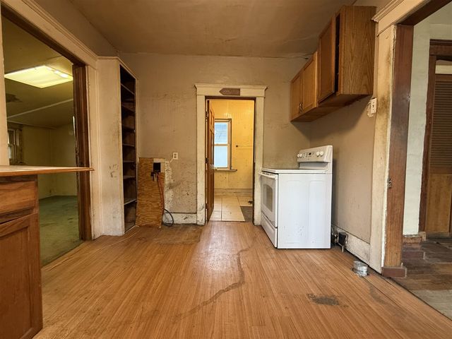 1801 S Washington Avenue, Lansing, MI 48910