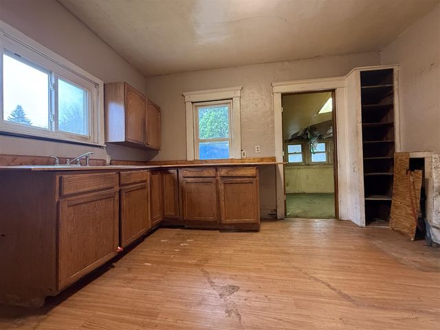 1801 S Washington Avenue, Lansing, MI 48910