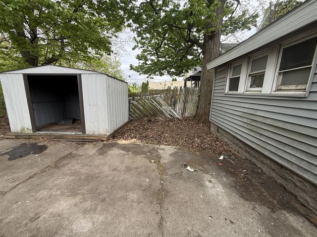 1801 S Washington Avenue, Lansing, MI 48910