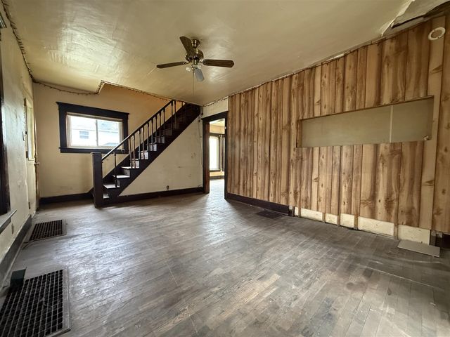 1801 S Washington Avenue, Lansing, MI 48910