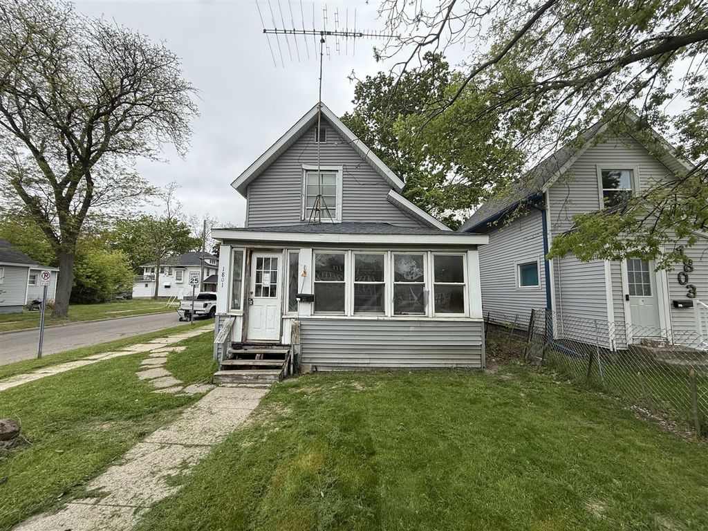 1801 S Washington Avenue, Lansing, MI 48910