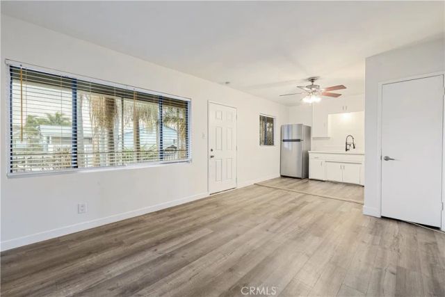 1056 E 6th Street, Long Beach, CA 90802