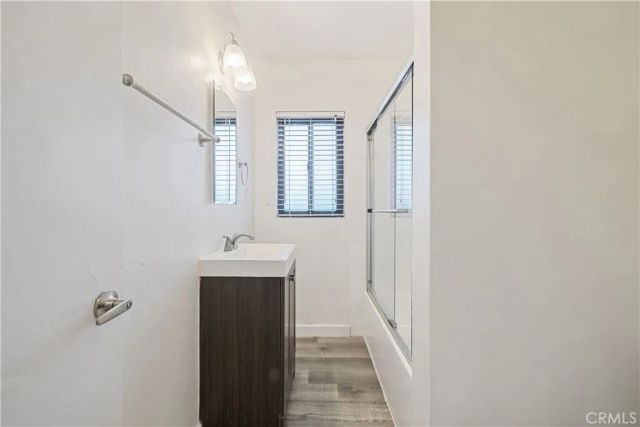 1056 E 6th Street, Long Beach, CA 90802