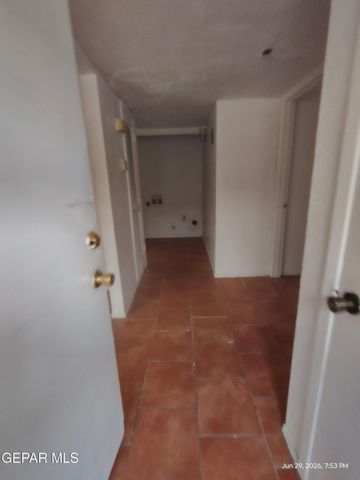 8905 ANKERSON Street, El Paso, TX 79904