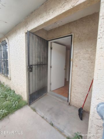 8905 ANKERSON Street, El Paso, TX 79904