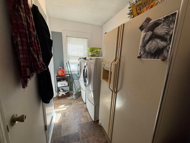 220 E Ellsworth Ave, Salina, KS 67401