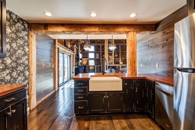 13699 Vincent Road, Mount Vernon, OH 43050