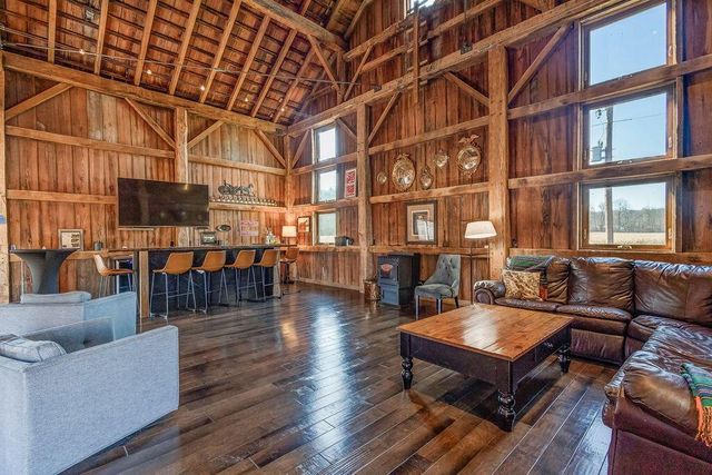 13699 Vincent Road, Mount Vernon, OH 43050