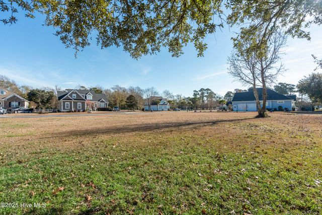 1352 Hewett Farms Road SW, South Brunswick, NC 28470