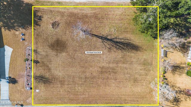 1352 Hewett Farms Road SW, South Brunswick, NC 28470