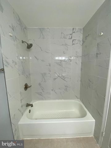 6 LATTA CT, Lawrenceville, NJ 08648