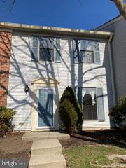 6 LATTA CT, Lawrenceville, NJ 08648