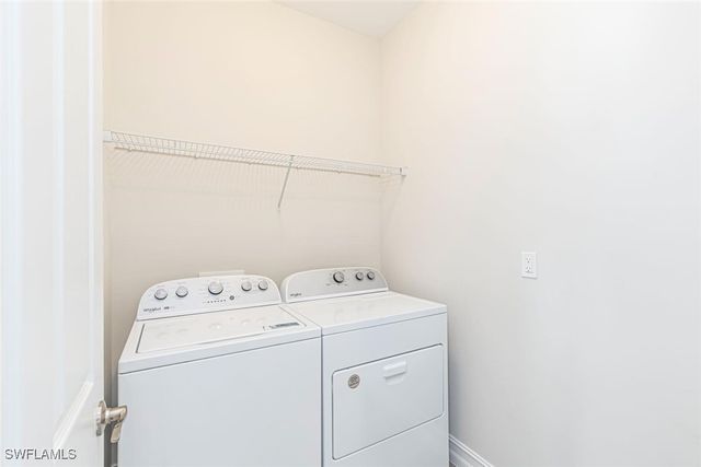 1050 Enbrook LOOP, Naples, FL 34114