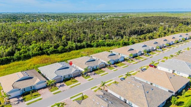 1050 Enbrook LOOP, Naples, FL 34114