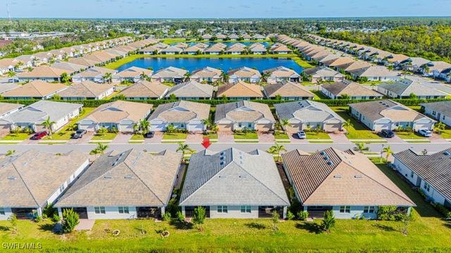 1050 Enbrook LOOP, Naples, FL 34114