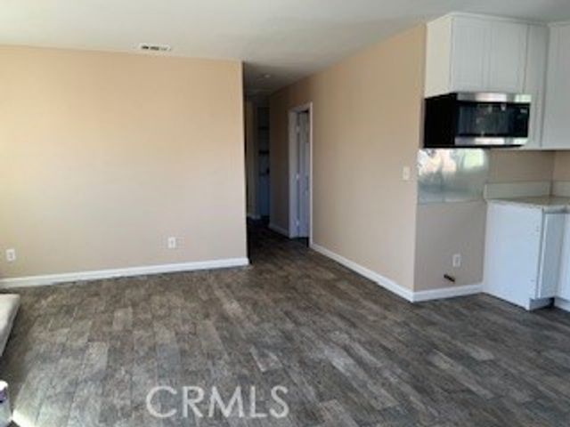 26186 Girard, Hemet, CA 92544