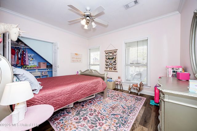 112 White Boulevard, Ocean Springs, MS 39564