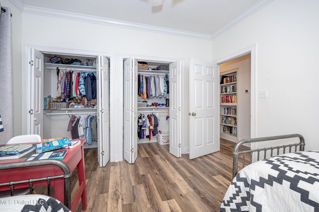 112 White Boulevard, Ocean Springs, MS 39564