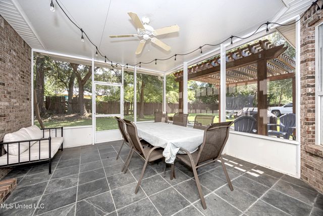 112 White Boulevard, Ocean Springs, MS 39564