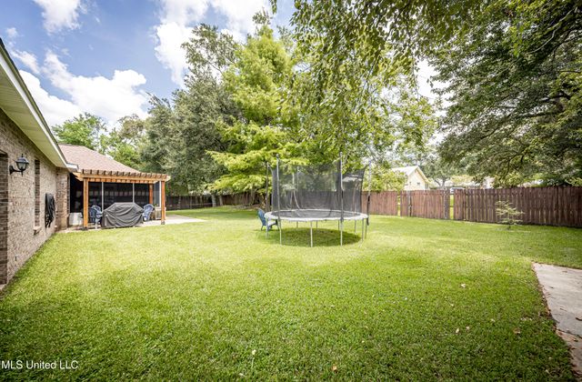 112 White Boulevard, Ocean Springs, MS 39564