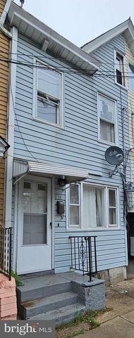 314 HEWITT ST, Trenton, NJ 08611