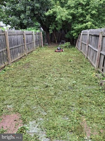 314 HEWITT ST, Trenton, NJ 08611