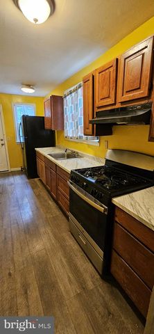 314 HEWITT ST, Trenton, NJ 08611