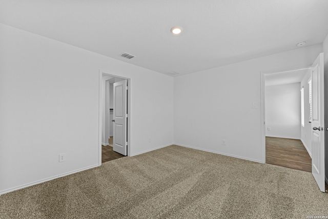 15427 Mint Patch Meadow, Von Ormy, TX 78073