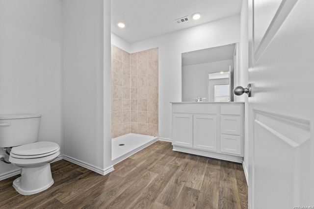 15427 Mint Patch Meadow, Von Ormy, TX 78073