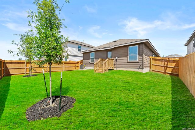 15427 Mint Patch Meadow, Von Ormy, TX 78073