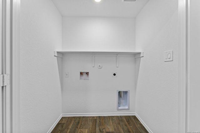 15427 Mint Patch Meadow, Von Ormy, TX 78073