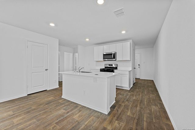 15427 Mint Patch Meadow, Von Ormy, TX 78073