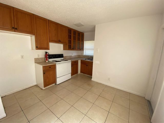 1461 NW 20th Street, Fort Lauderdale, FL 33311