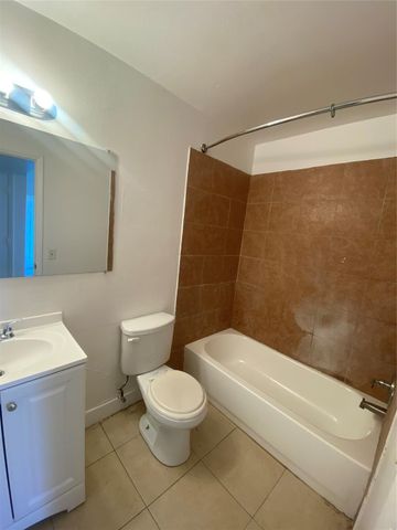 1461 NW 20th Street, Fort Lauderdale, FL 33311