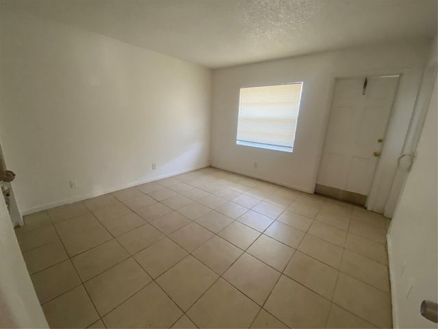 1461 NW 20th Street, Fort Lauderdale, FL 33311