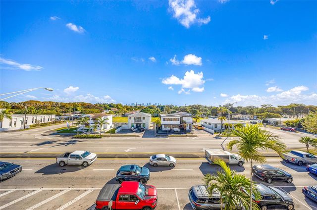 1400 SW 27th Ave 403, Miami, FL 33145