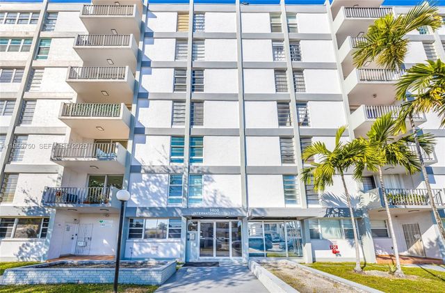 1400 SW 27th Ave 403, Miami, FL 33145
