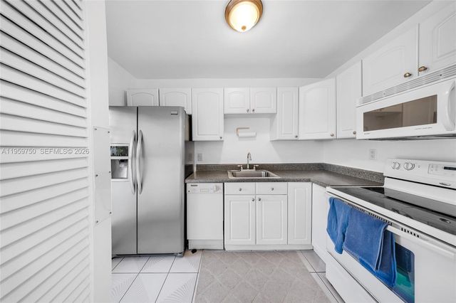 1400 SW 27th Ave 403, Miami, FL 33145