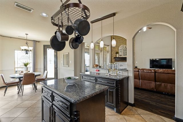 195 Las Colinas Trail, Cross Roads, TX 76227