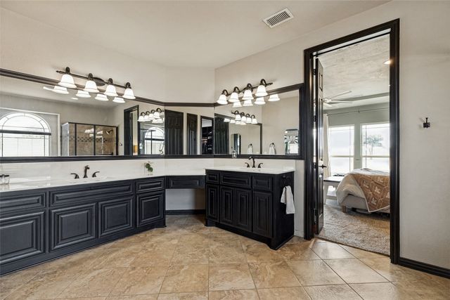 195 Las Colinas Trail, Cross Roads, TX 76227