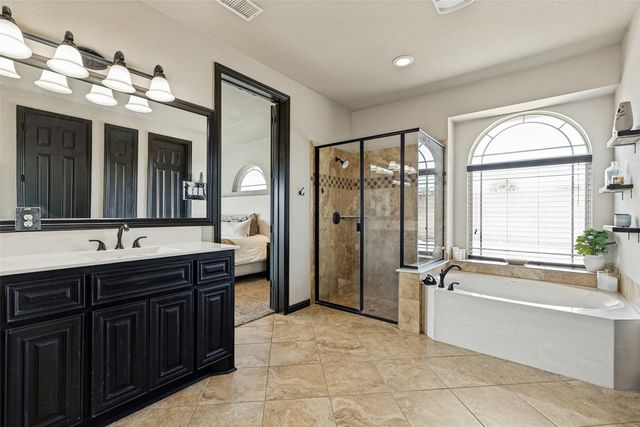 195 Las Colinas Trail, Cross Roads, TX 76227