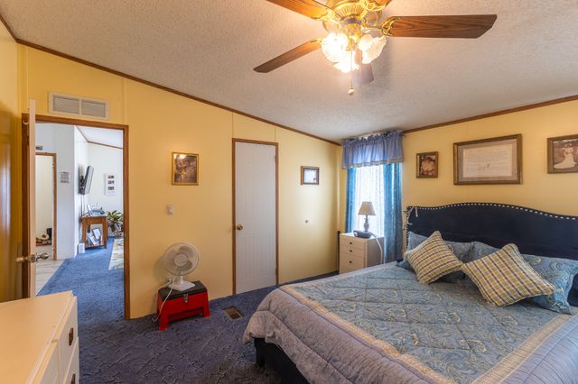 119 Fred Rd, Bon Aqua, TN 37025